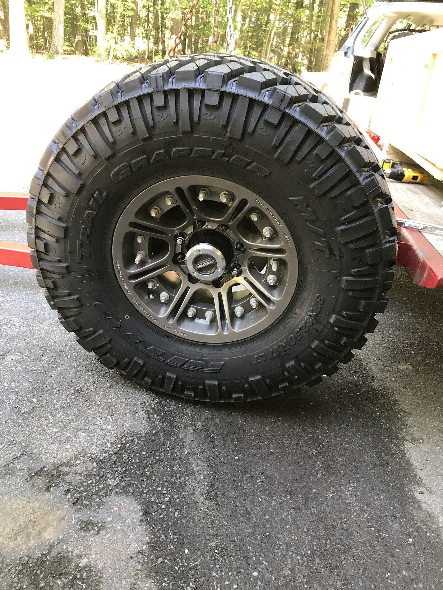Ford Bronco Daily (well not really) with beadlocks FA4577BE-DFB2-4661-853B-5B8CDDD931A8