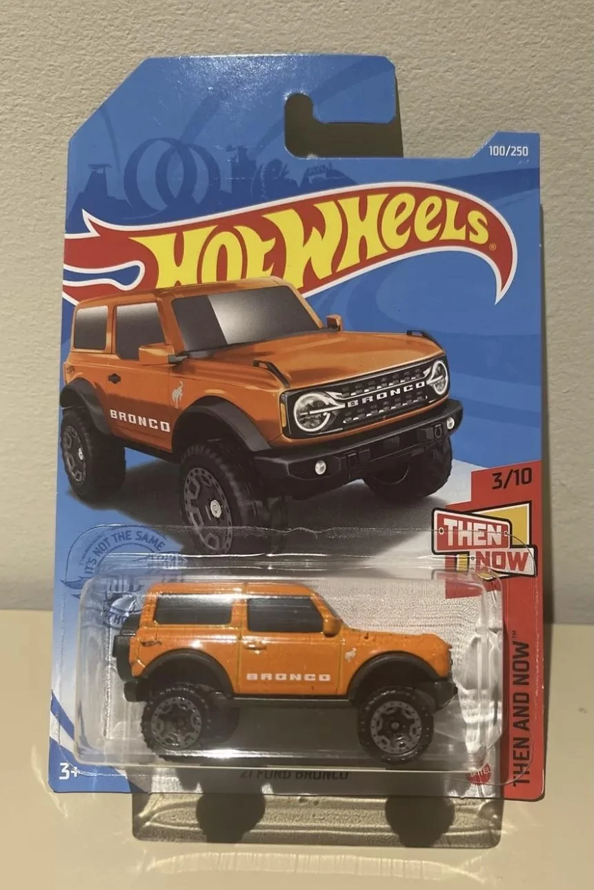 Ford Bronco Hot Wheels Bronco - There are two 985EFF0F-D044-4A41-B413-F8F551518AB2