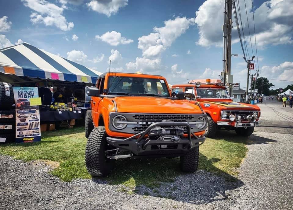 Ford Bronco Epic Orange Pearl repainted 2021 Bronco - custom paint job epic-orange-pearl-repainted-2021-bronco-2-