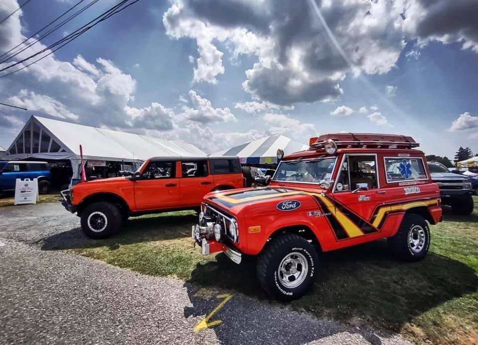 Ford Bronco Epic Orange Pearl repainted 2021 Bronco - custom paint job epic-orange-pearl-repainted-2021-bronco-1-