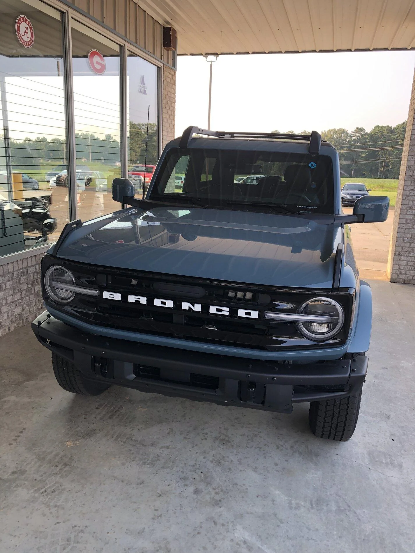 Ford Bronco AREA 51 Bronco Club 07A845CB-E227-446E-BF09-39917B37BC6A