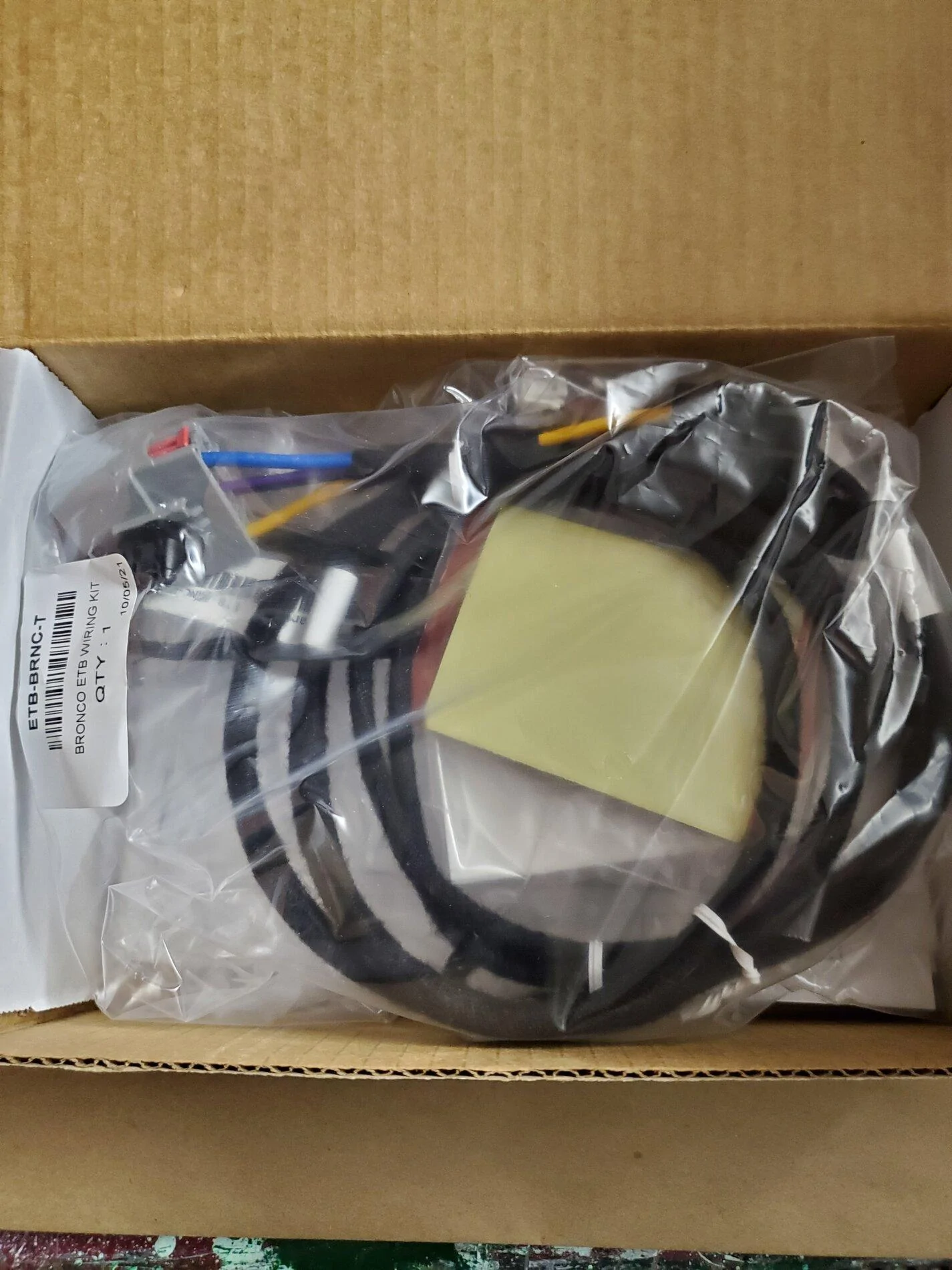 Ford Bronco Ford trailer brake controller unboxing 20210807_235522