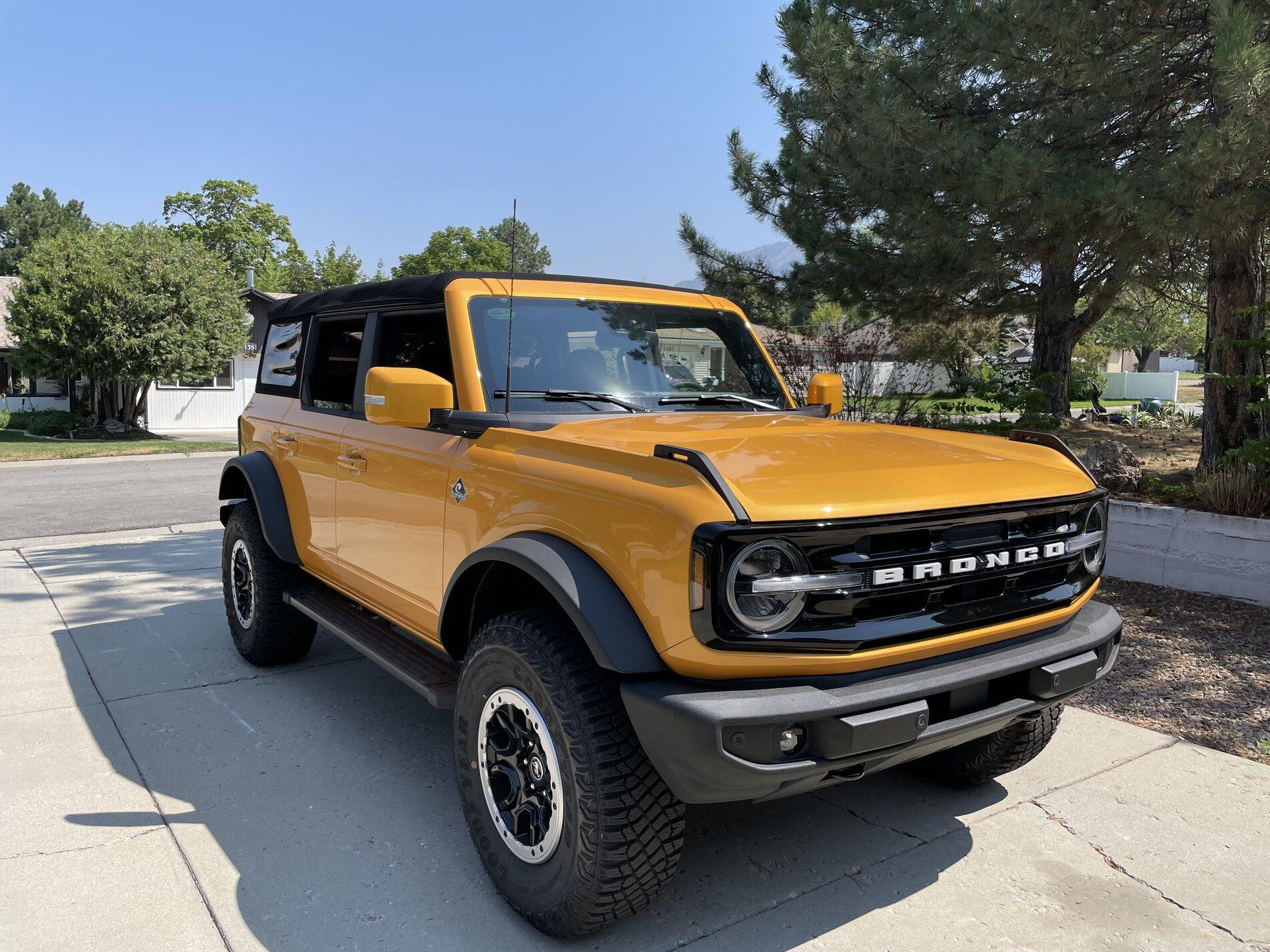 Ford Bronco For OUTER BANKS Fans 67632729-503D-42CF-89BF-345DEDD8B328