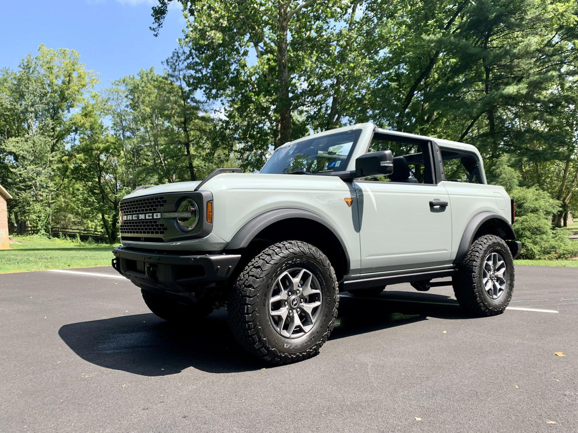 Ford Bronco CACTUS GRAY Bronco Club F55B7F74-A25C-4E11-84A4-E1A68A7318F0