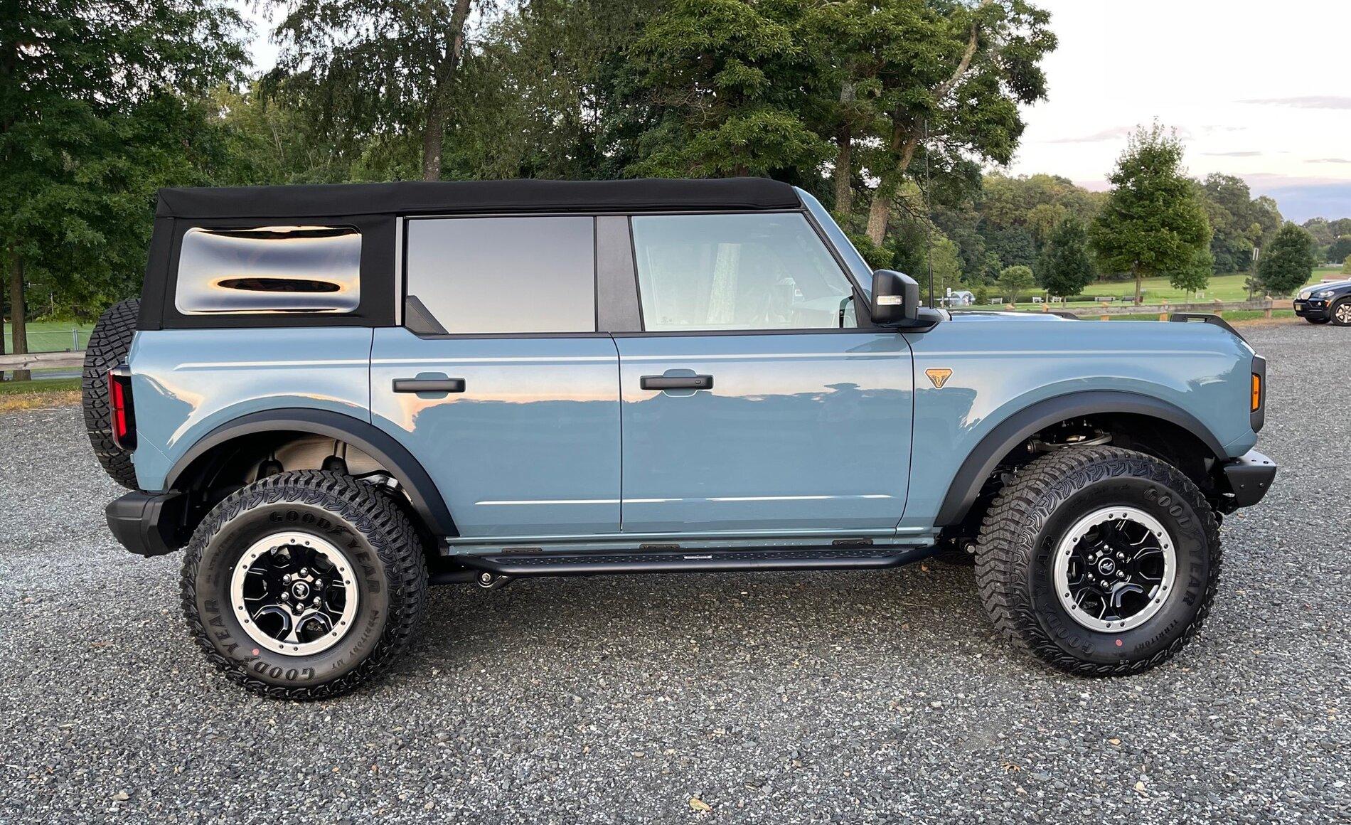 Ford Bronco AREA 51 Bronco Club Bronc3