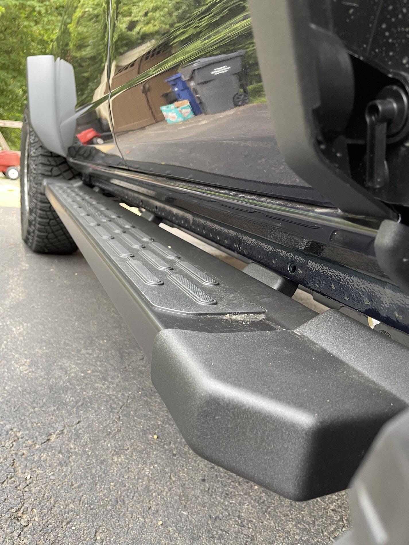 Ford Bronco Ford or FWP side steps? D81A12BC-7411-4EC0-80D3-BC50A3D51E99