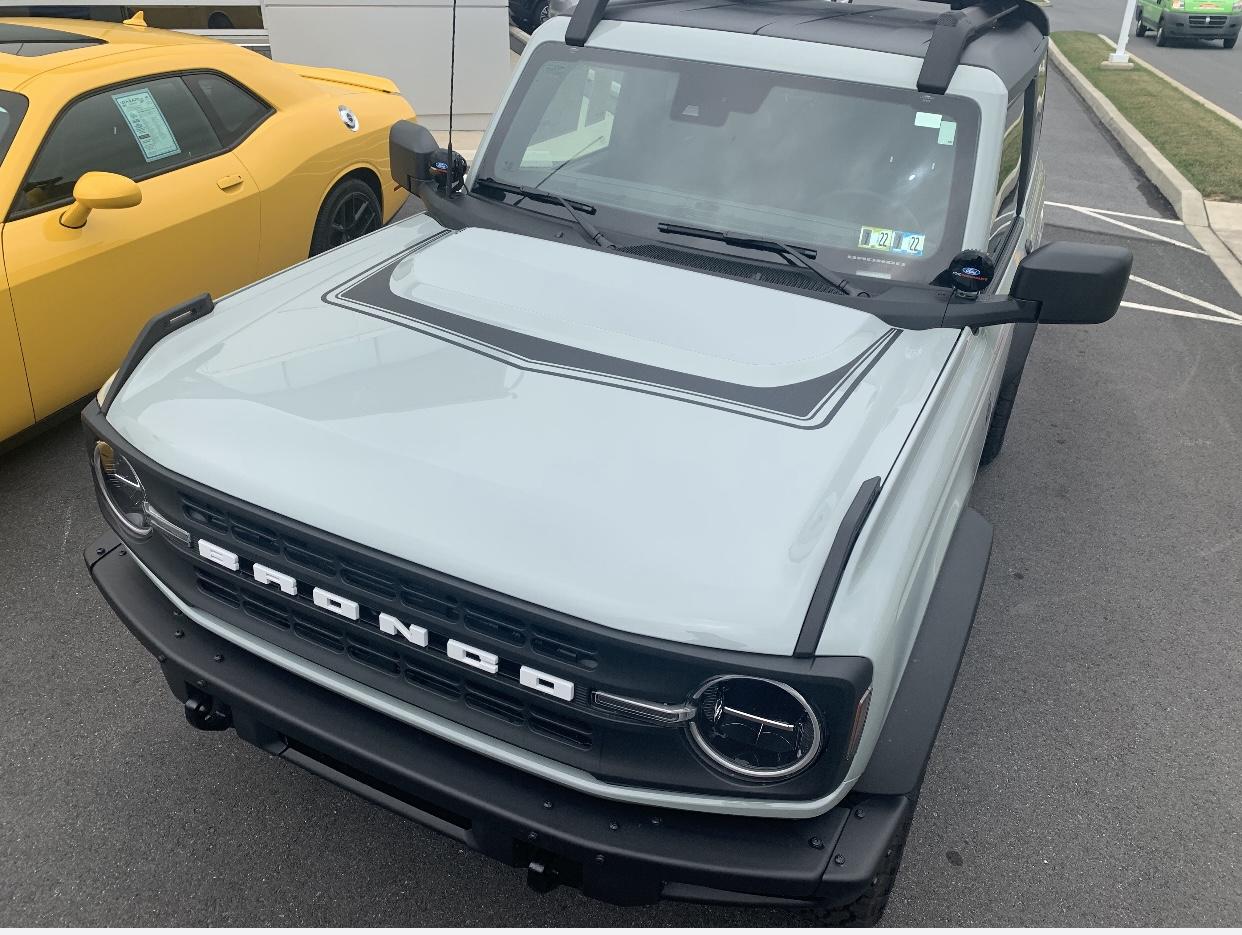 Ford Bronco New Hood Graphics added to website. 6CE45661-D292-41BB-A247-AFCB8A2E632F