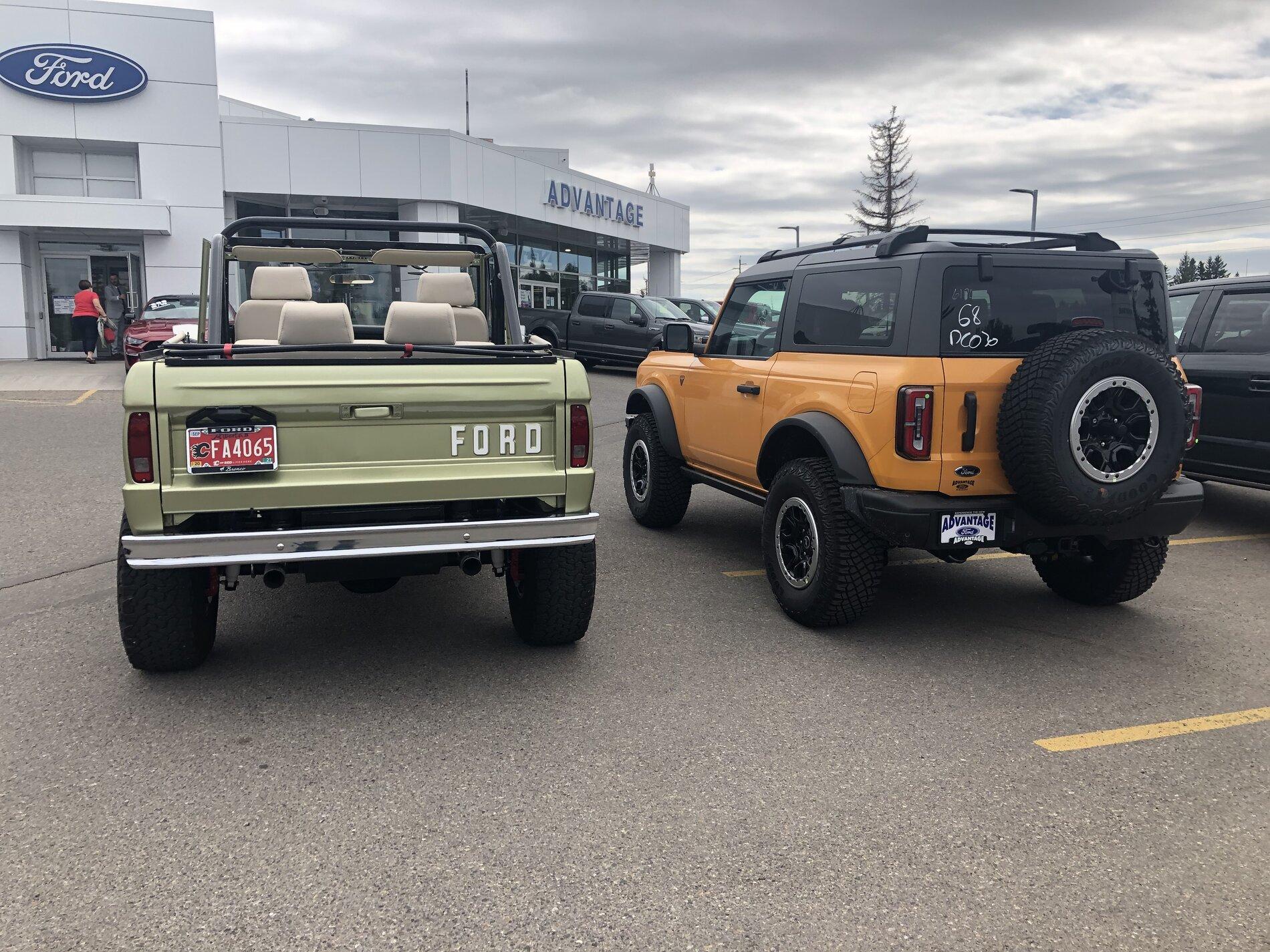 Ford Bronco Two Broncos on 35s C01C51E1-0EDE-4D0B-8EB2-FAADA09559D7