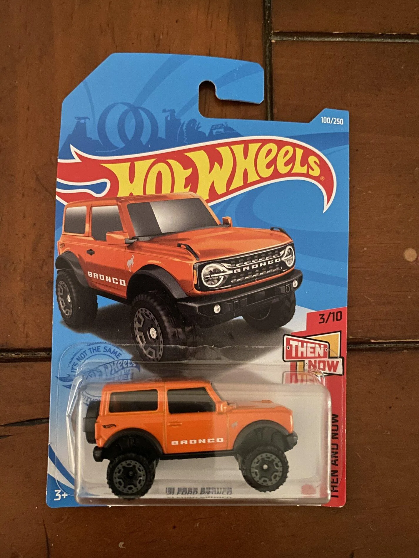 Ford Bronco Hot Wheels Bronco - There are two C9625D0B-2DCB-45D4-9A08-F984A1CEB23D