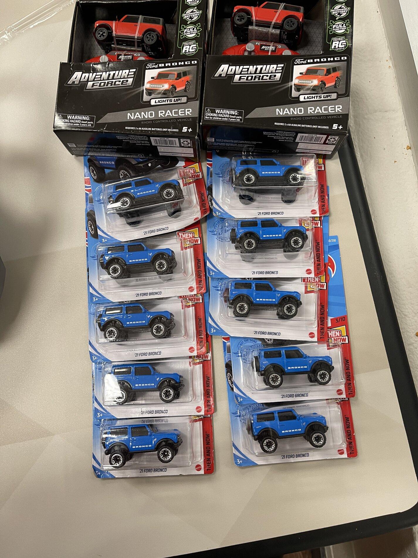 Ford Bronco Hot Wheels Bronco - There are two 3EBAC467-3AD6-40B1-9B84-57ADC9132BC9