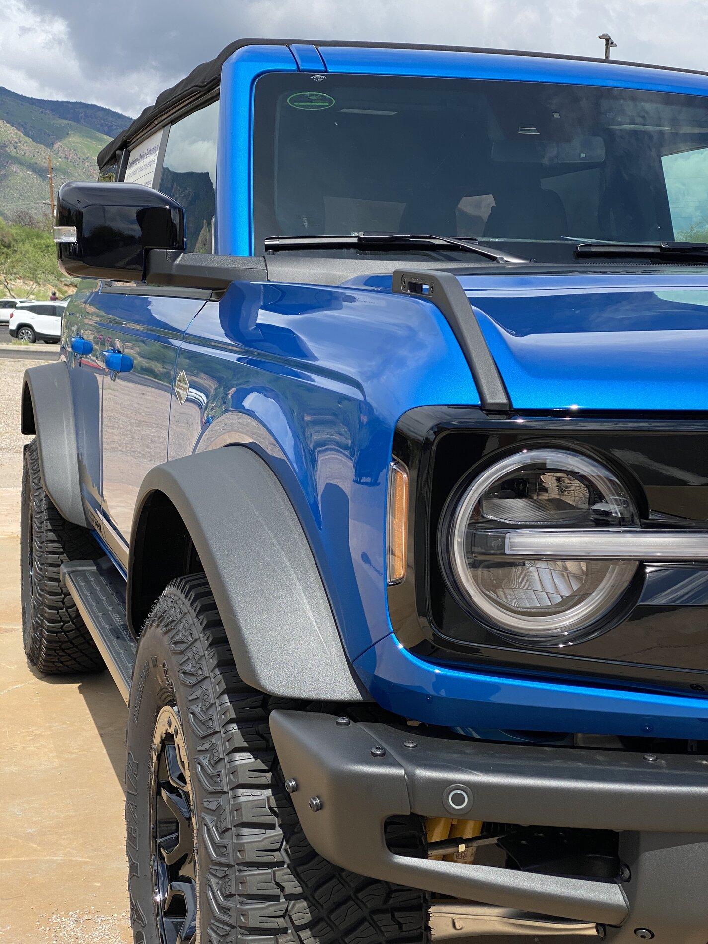 Ford Bronco VELOCITY BLUE Bronco Club IMG_4967.JPG