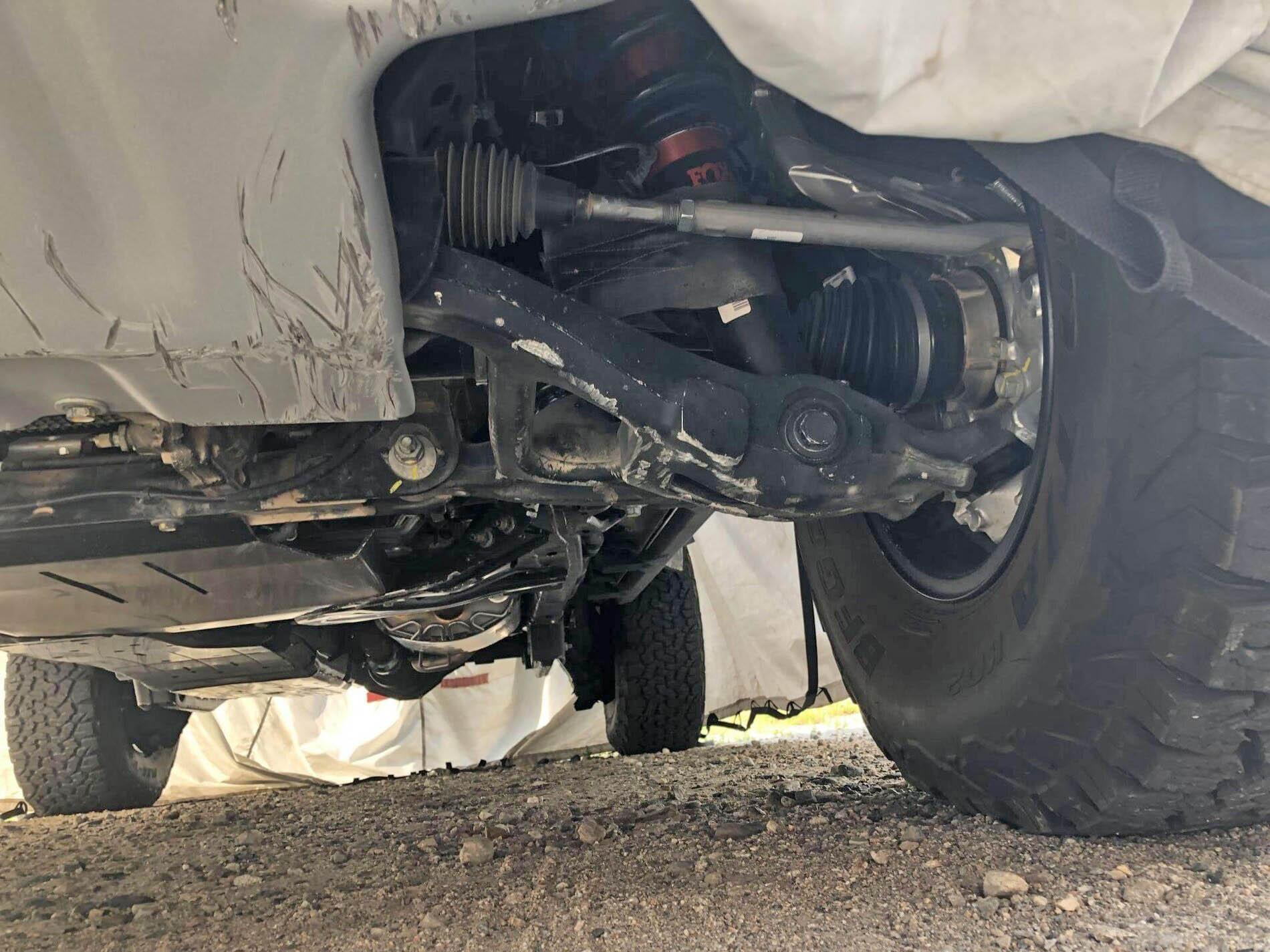 Ford Bronco Bronco Warthog Raptor Spotted Testing w/ Black Painted Modular Hardtop 2022 Bronco Warthog-Raptor spied 4