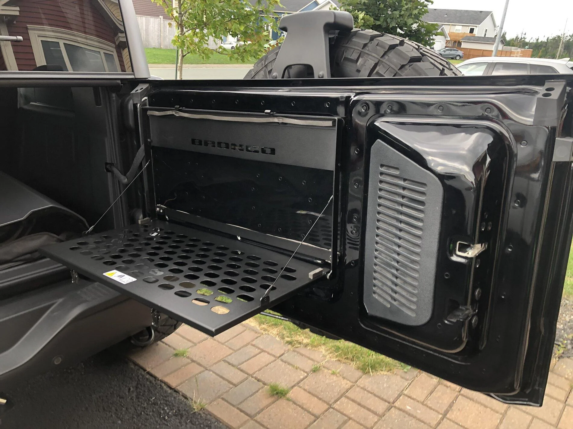 Ford Bronco Installed my fold down table today! BB87EC6D-732B-4E42-938D-8E9E38757FEA