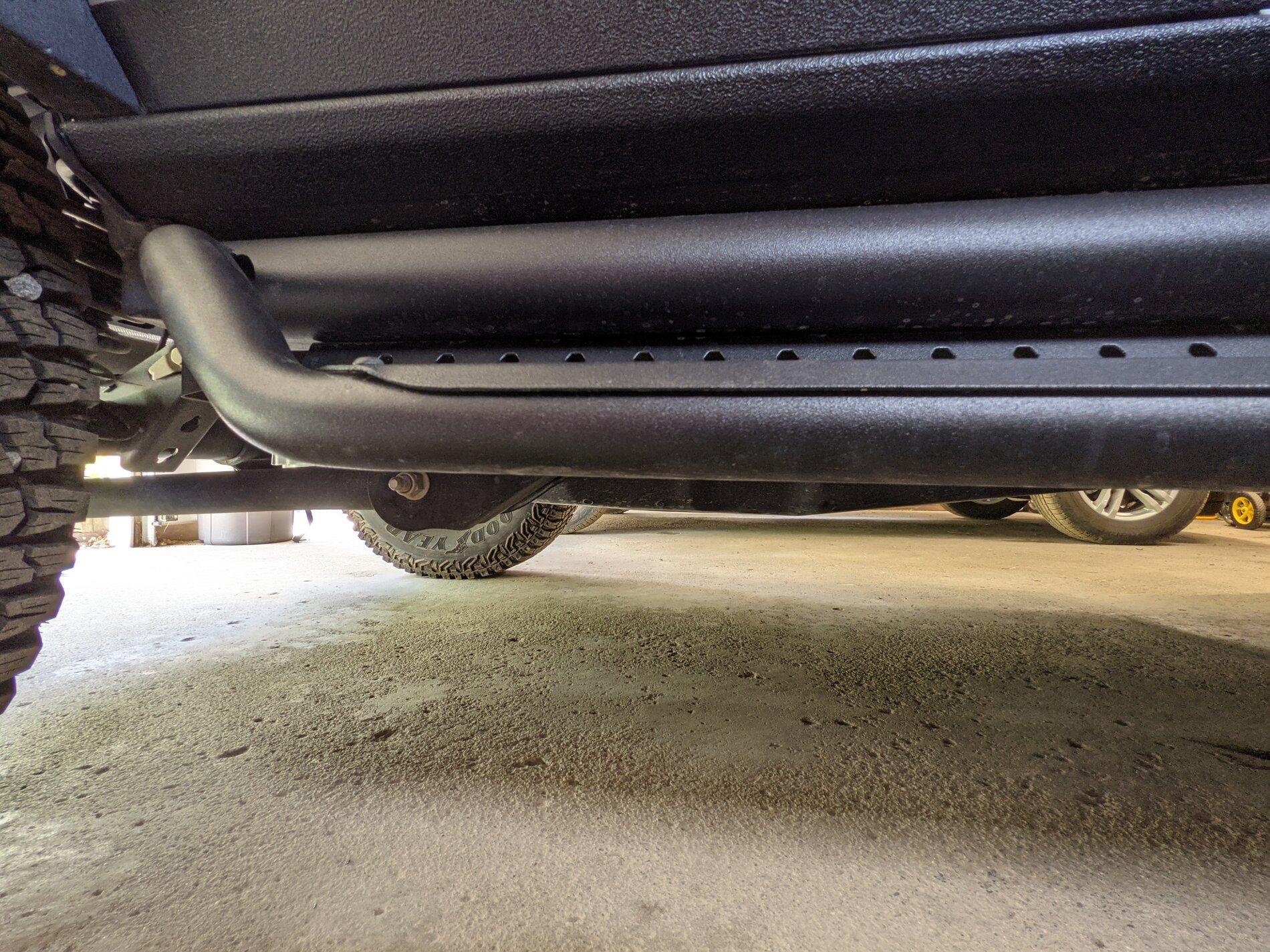 Ford Bronco Go Rhino Dominator Extreme D1 Sidesteps Installed on 4-Door Wildtrak PXL_20210815_193135135
