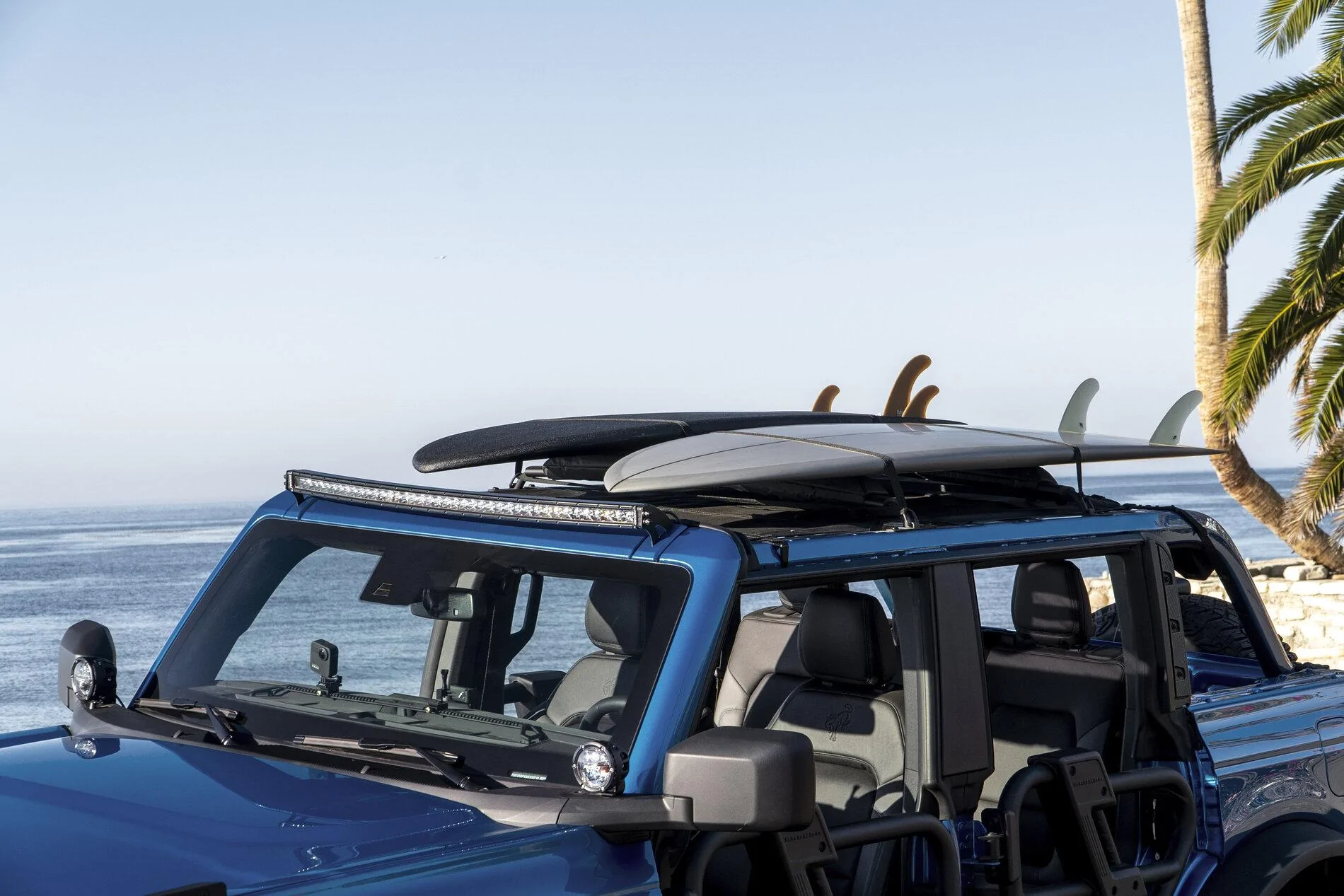Ford Bronco 🏄‍♂️ BRONCO RIPTIDE concept build features prototype front steel bumper, Bimini top, tube doors, bike rack, crossbars, RIGID lights Bronco_Riptide Concept_06