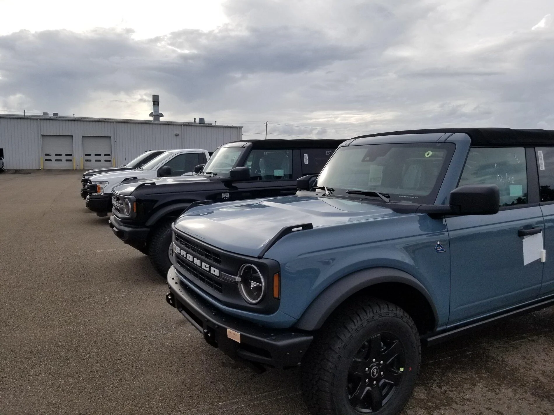 Ford Bronco 🛠 8/9 build week thread 20210817_183143