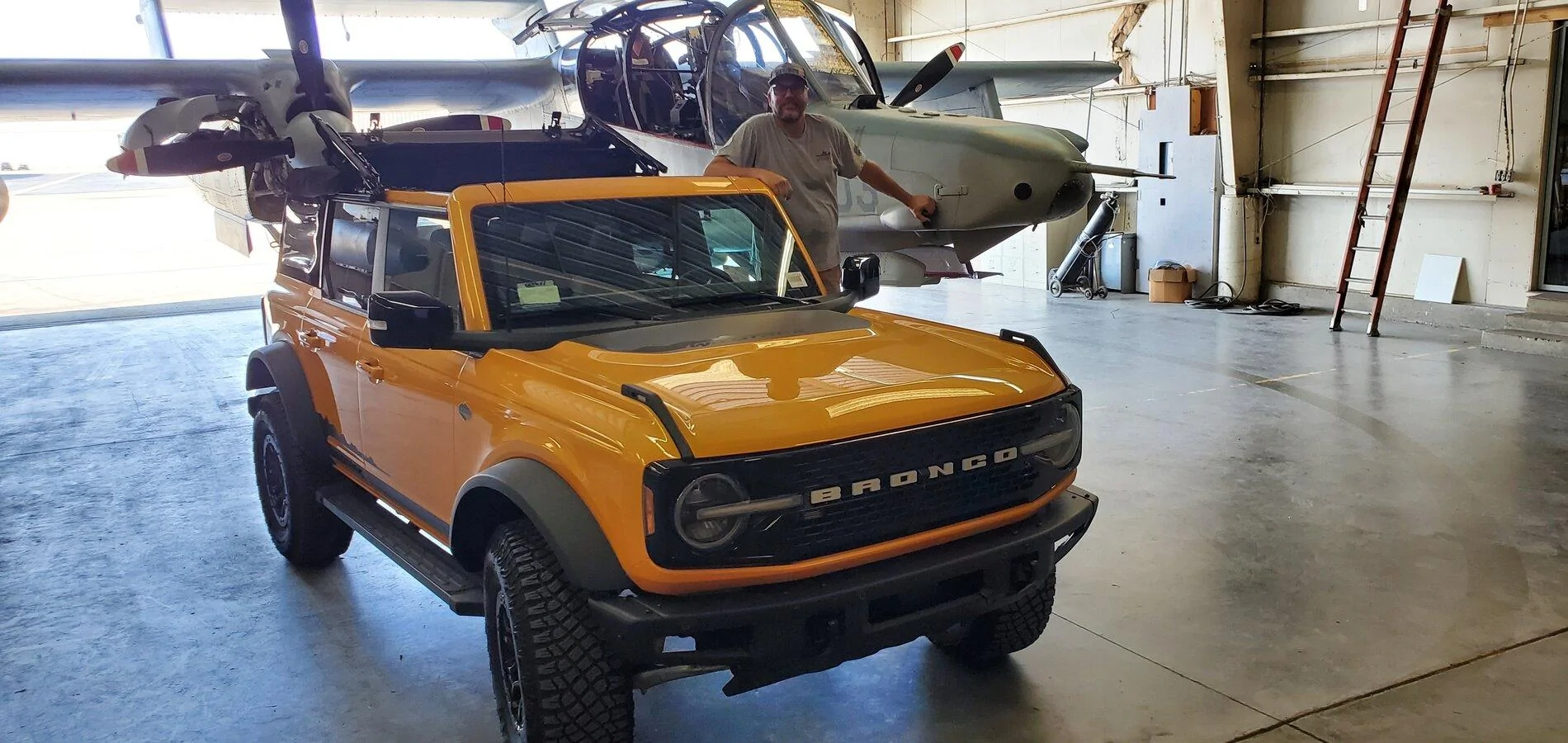 Ford Bronco Double "Bronco" photoshoot during 24 hour demo: 2021 Bronco & OV-10 Bronco 20210816_155006