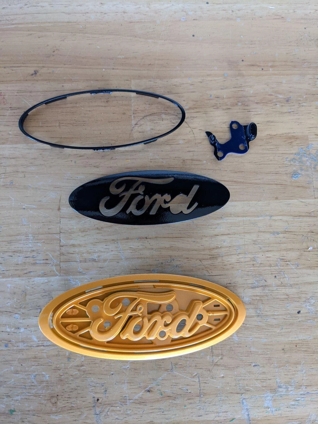 Ford Bronco Ford Emblem painting DIY PXL_20210815_203501221