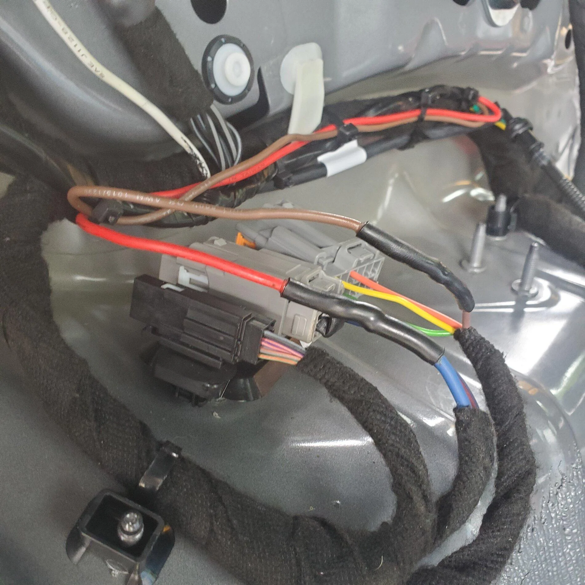 Ford Bronco Trailer wiring harness self-installation Left Rear Fender