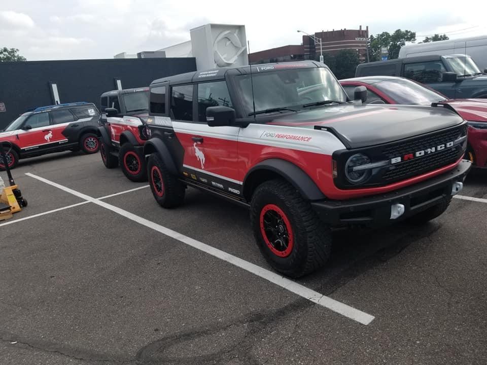 Ford Bronco 🏁🏁Rebelle Rally Broncos and Teams 🏁🏁 7B67118A-DDD2-4944-AE5C-14571958335A