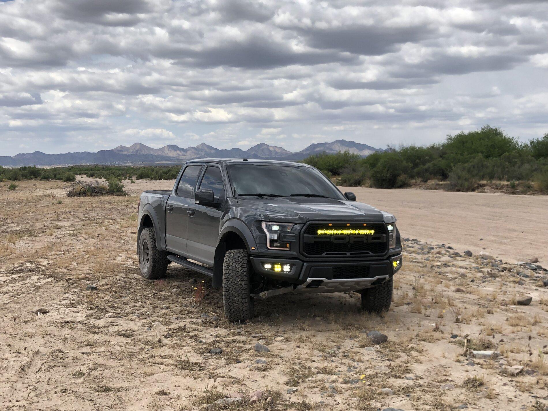 Ford Bronco Bronco or Raptor? 88ED9829-C6C5-40EF-9C23-B524F7219E12