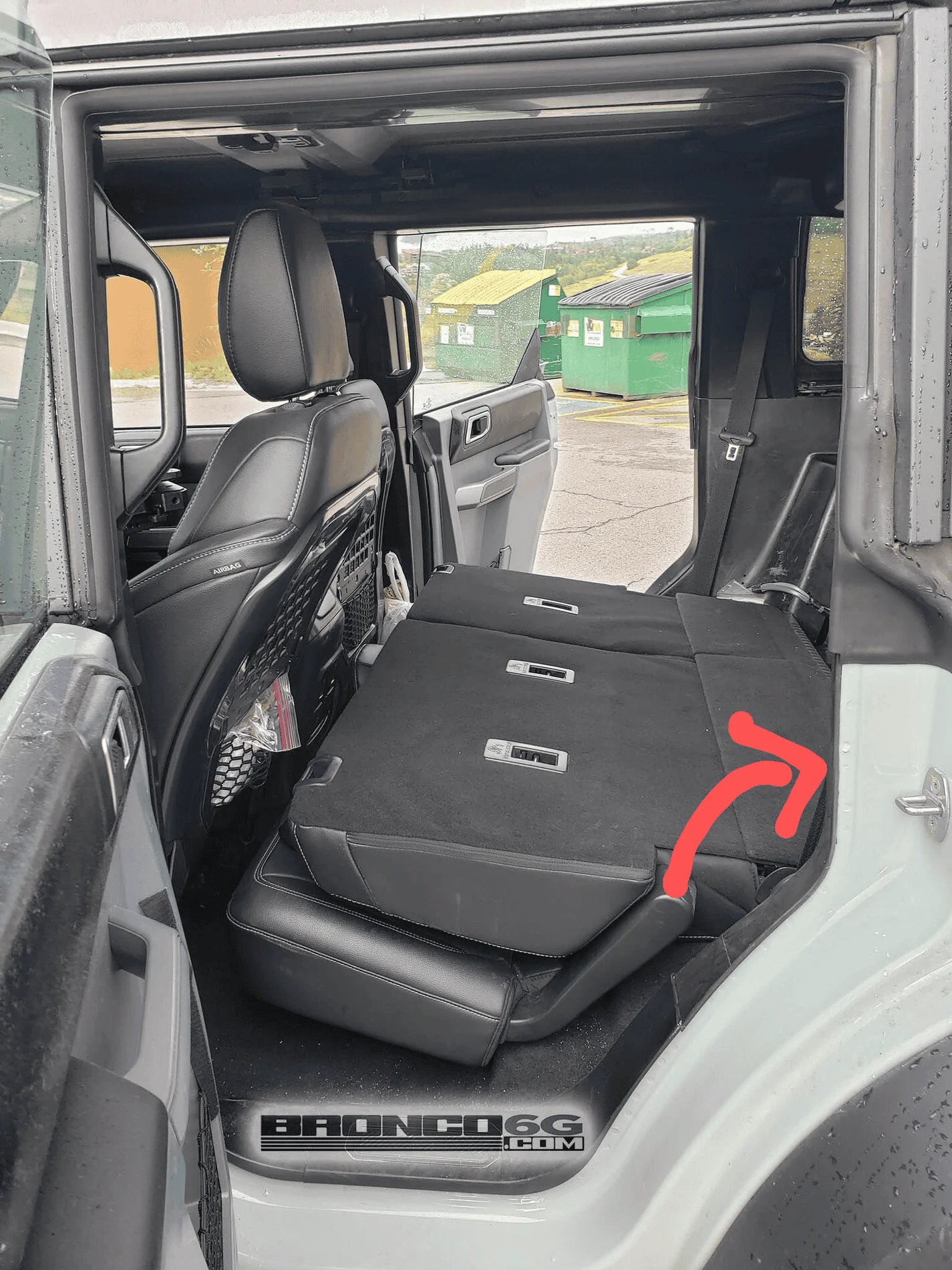Ford Bronco Why the rear seat prop rods? 1595862718683