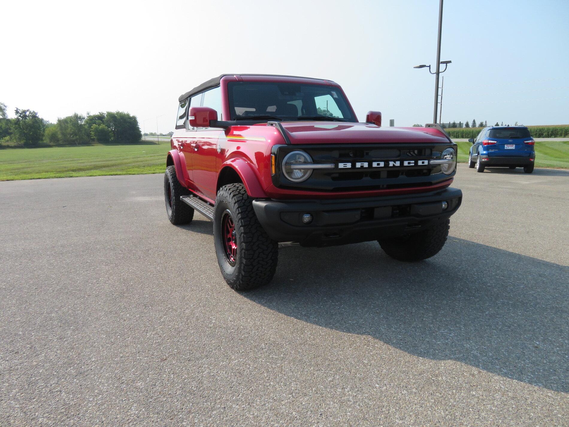 Ford Bronco Our Rapid Red Outer Banks w/ KMC Recons 17x 8.5, BFG 315/70/17, 4WP Level Kit, Ford Retro Graphics Kit 18CE0385-B763-42BD-908C-5E1D304DC127