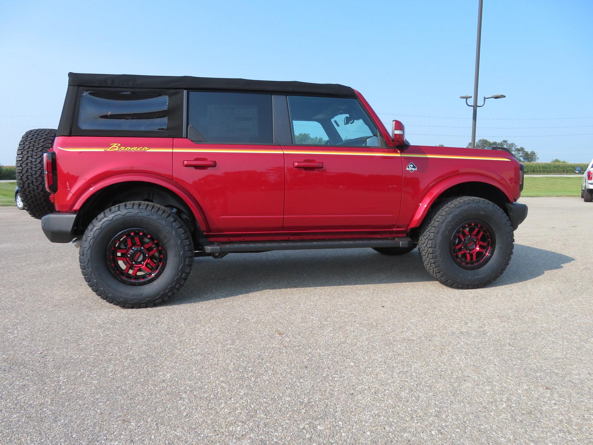 Ford Bronco Our Rapid Red Outer Banks w/ KMC Recons 17x 8.5, BFG 315/70/17, 4WP Level Kit, Ford Retro Graphics Kit C8FA0748-1573-46E2-B8C1-DD90F567B000