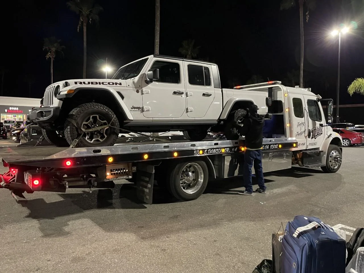 Ford Bronco Bronco pickup? Gladiator shows what will happen... jl3