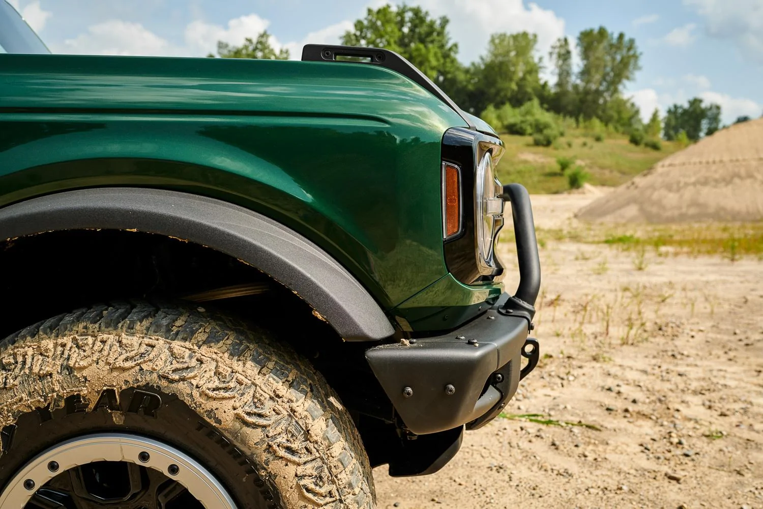 Ford Bronco ERUPTION GREEN Bronco Club bronco_eruption-green_04-jpg
