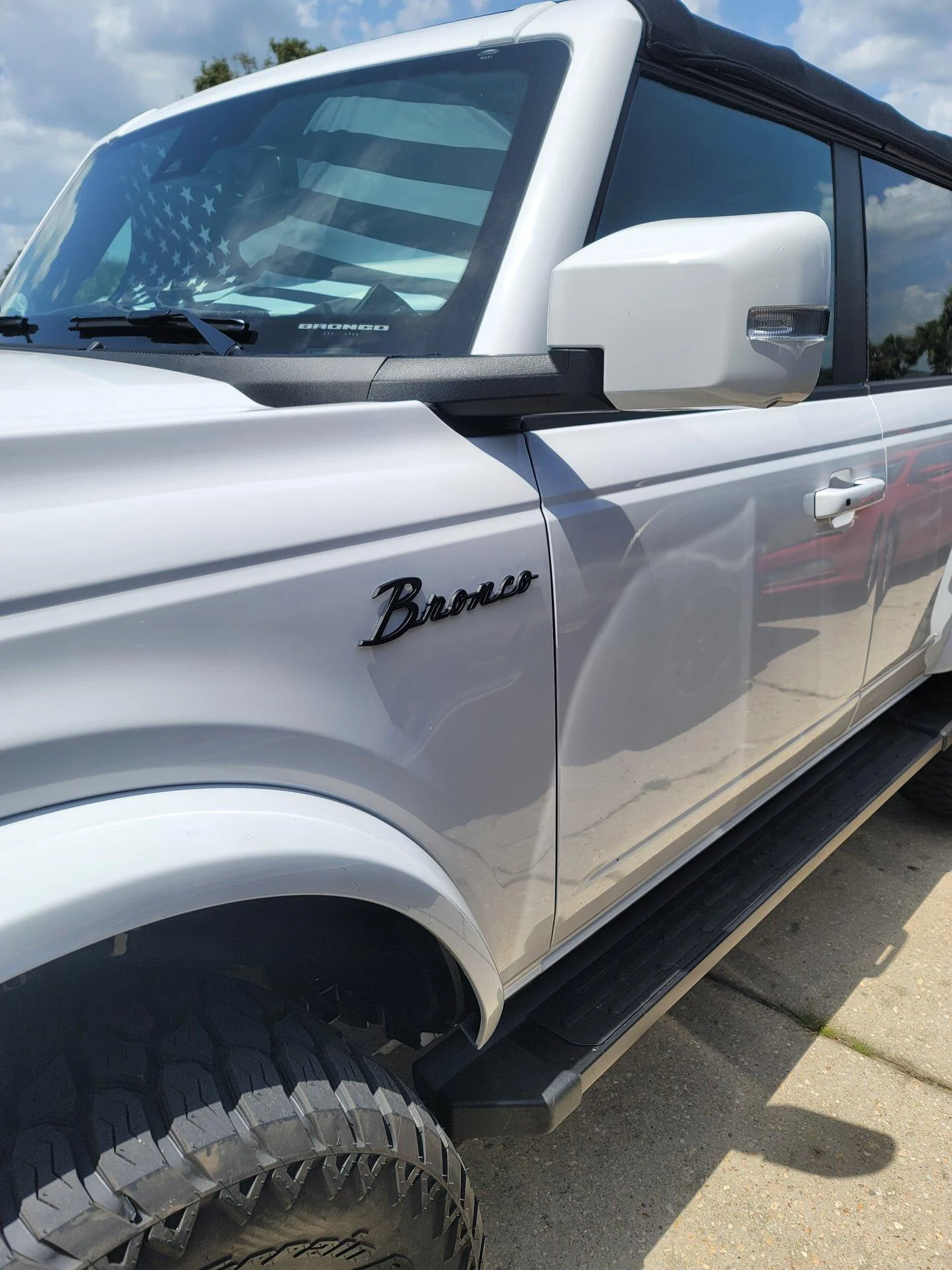 Ford Bronco OXFORD WHITE Bronco Club 20210822_130539