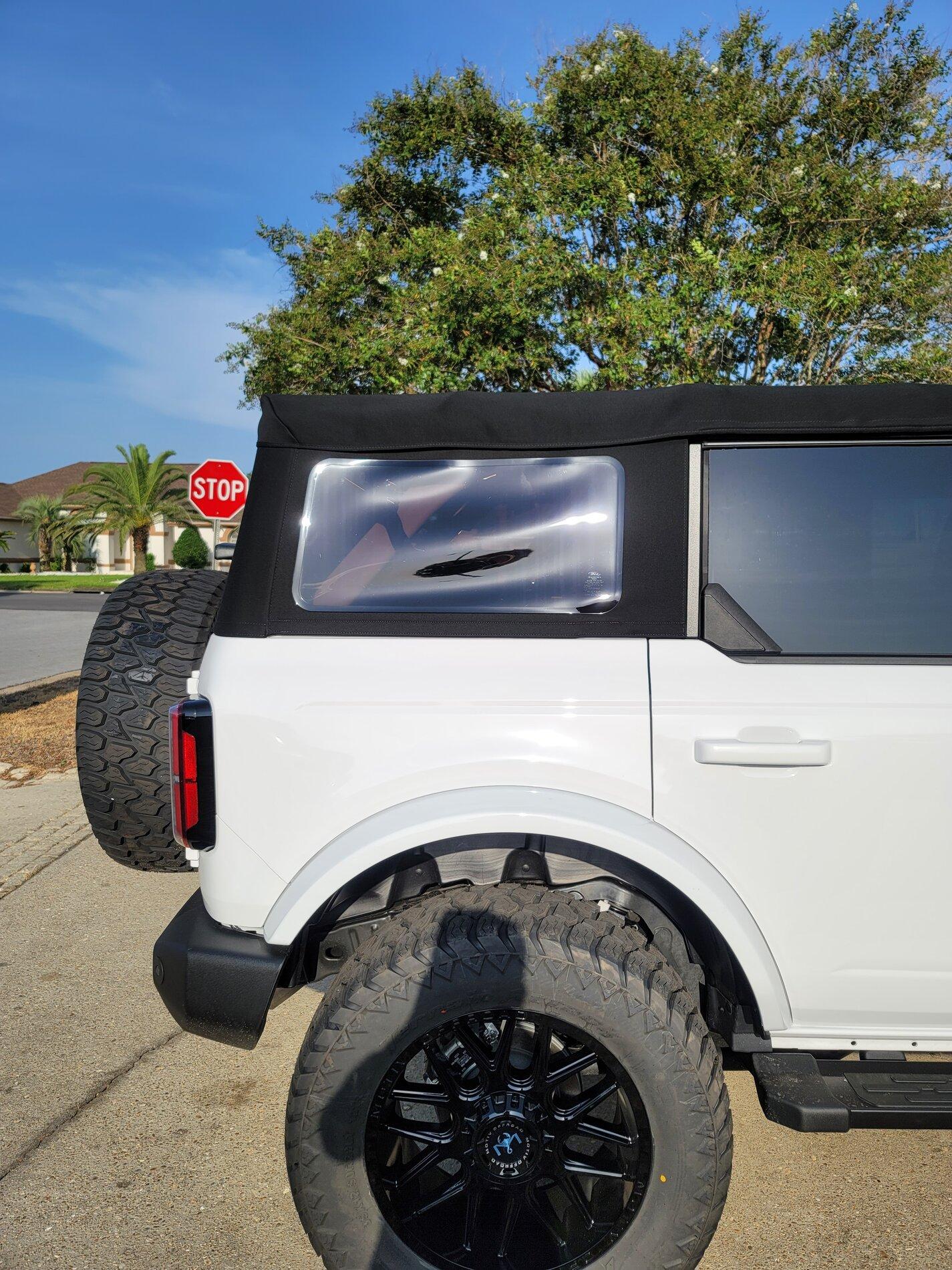 Ford Bronco OXFORD WHITE Bronco Club 20210822_173540