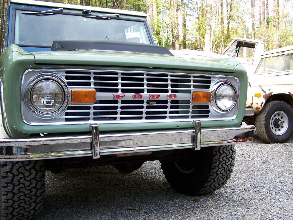 Ford Bronco Classic Style Grilles GrilleSilver2
