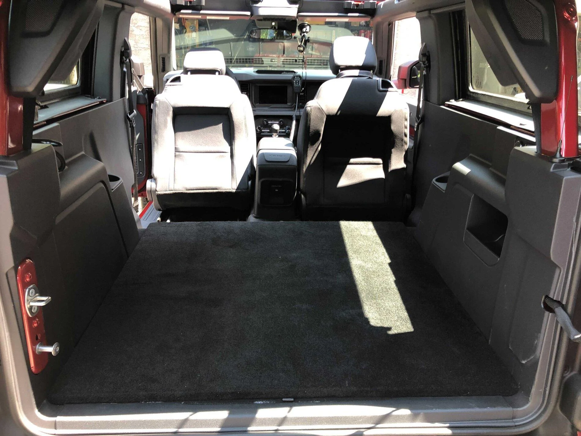 Ford Bronco 🦄 Modified my unicorn Base Bronco 2-Door: BFG A/T KO2, Upgraded Speakers, Rear Seat Delete, Sasquatch Flares, Stripes & CB Radio Image from iOS (7)