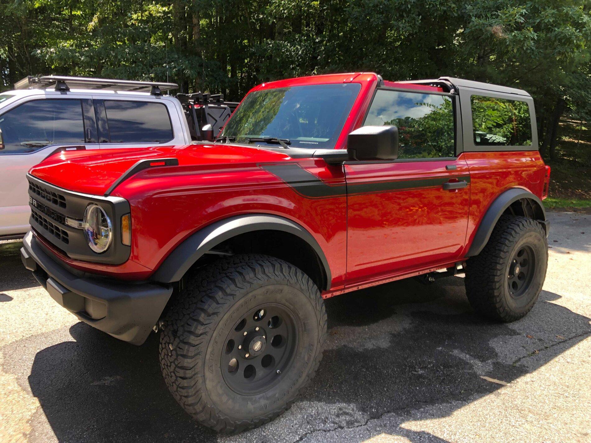 Ford Bronco 🦄 Modified my unicorn Base Bronco 2-Door: BFG A/T KO2, Upgraded Speakers, Rear Seat Delete, Sasquatch Flares, Stripes & CB Radio Image from iOS (10)