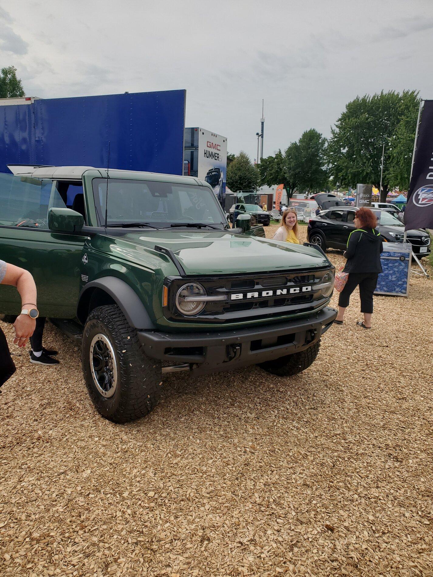 Ford Bronco ERUPTION GREEN Bronco Club 20210826_093428