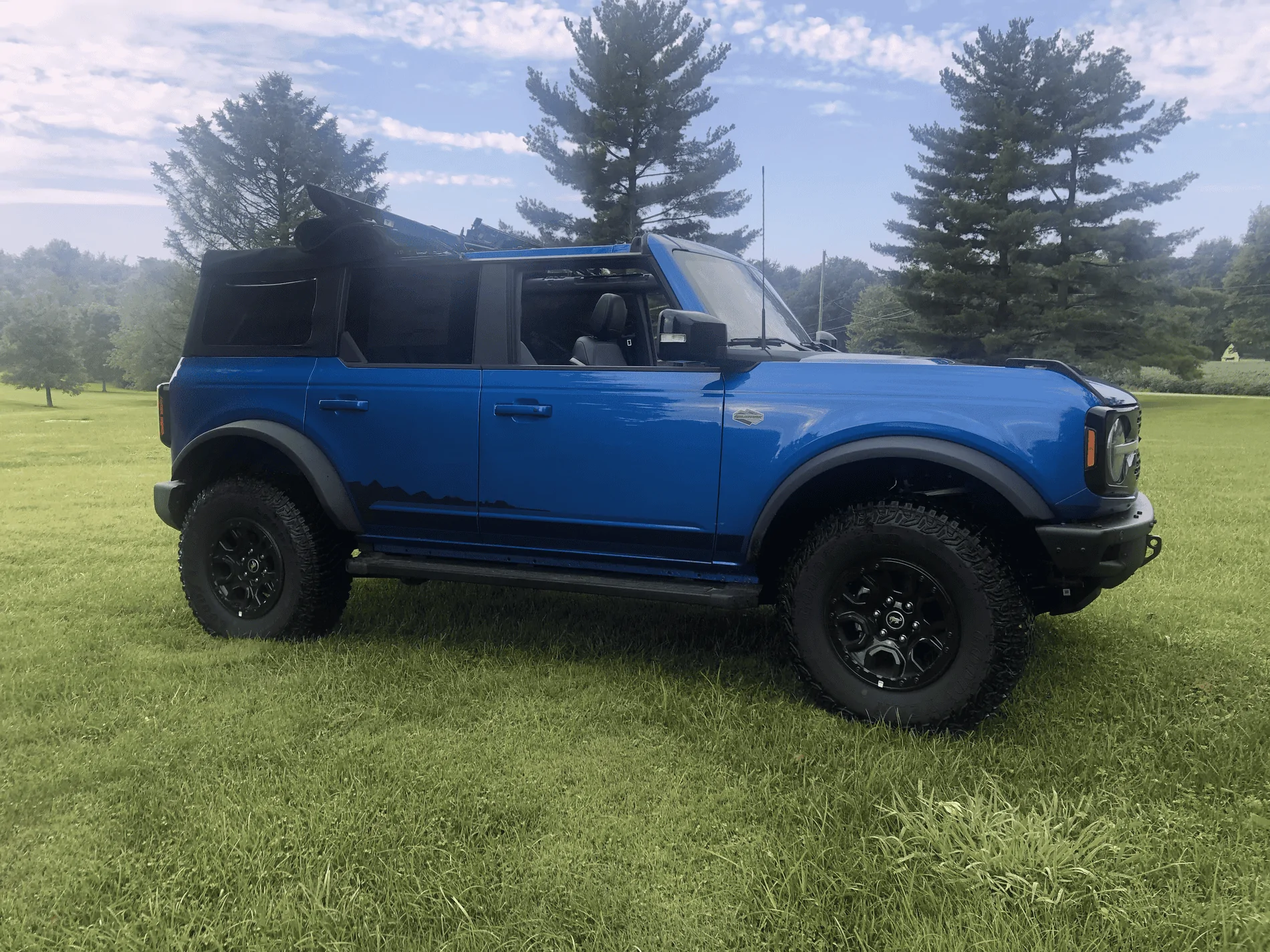 Ford Bronco finally got to drive one. tempImagesXyBi