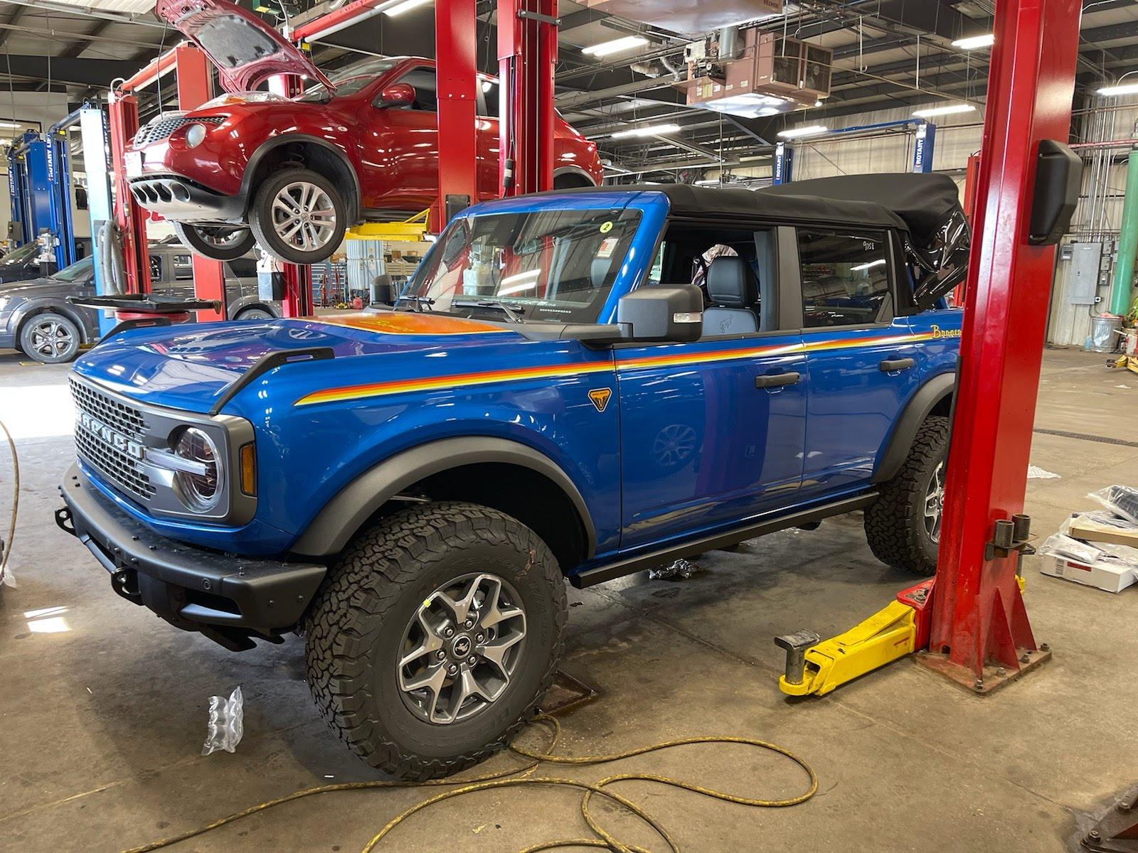 Bronco 2.jpg