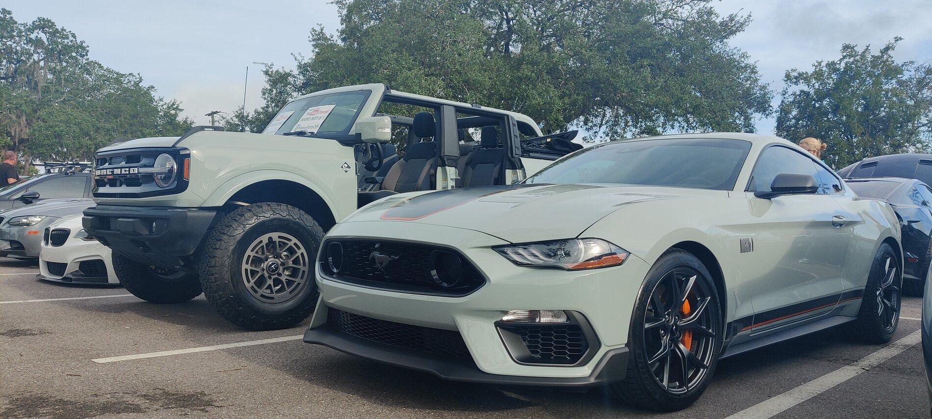 Ford Bronco CACTUS GRAY Bronco Club IMG_20210828_085327