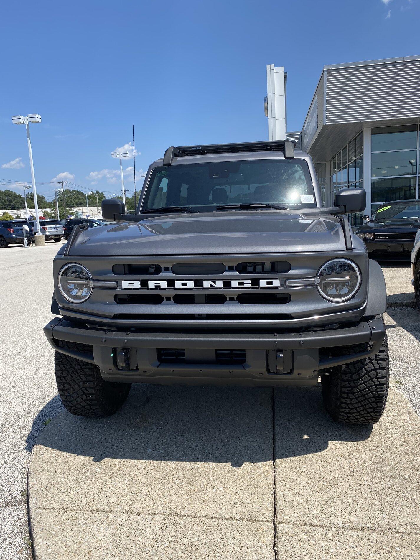 Ford Bronco Bronco Team 2 door. 7C6E975C-FBBB-4C54-AB95-9E58983F5EEF