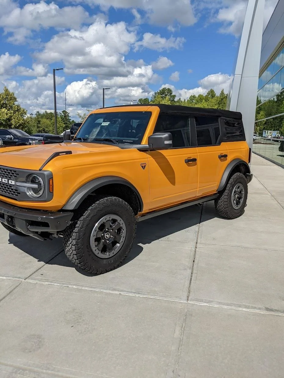 Ford Bronco Test Drove a Bronco Badlands & Wrangler 4xe Rubicon Bronco Front Quarter Vi