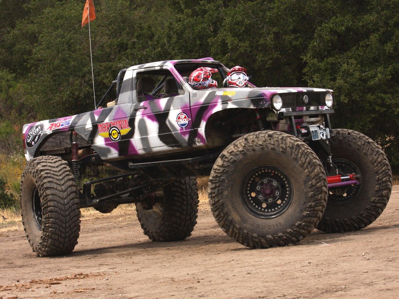 Ford Bronco Thoughts on 2 dr vs 4 dr drivability? PYPE_XDOXfesHPZk5PiqylW4BG96Dq3tBjj9tdwkHOc