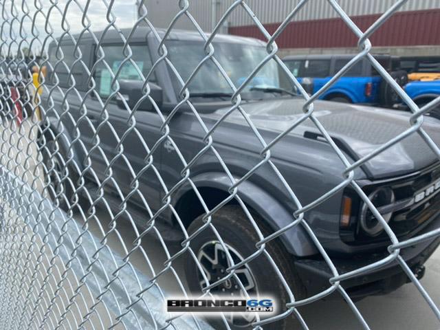 Ford Bronco Carbonized Gray Paint Thread 2021 Broncos holding area MAP plant factory 10
