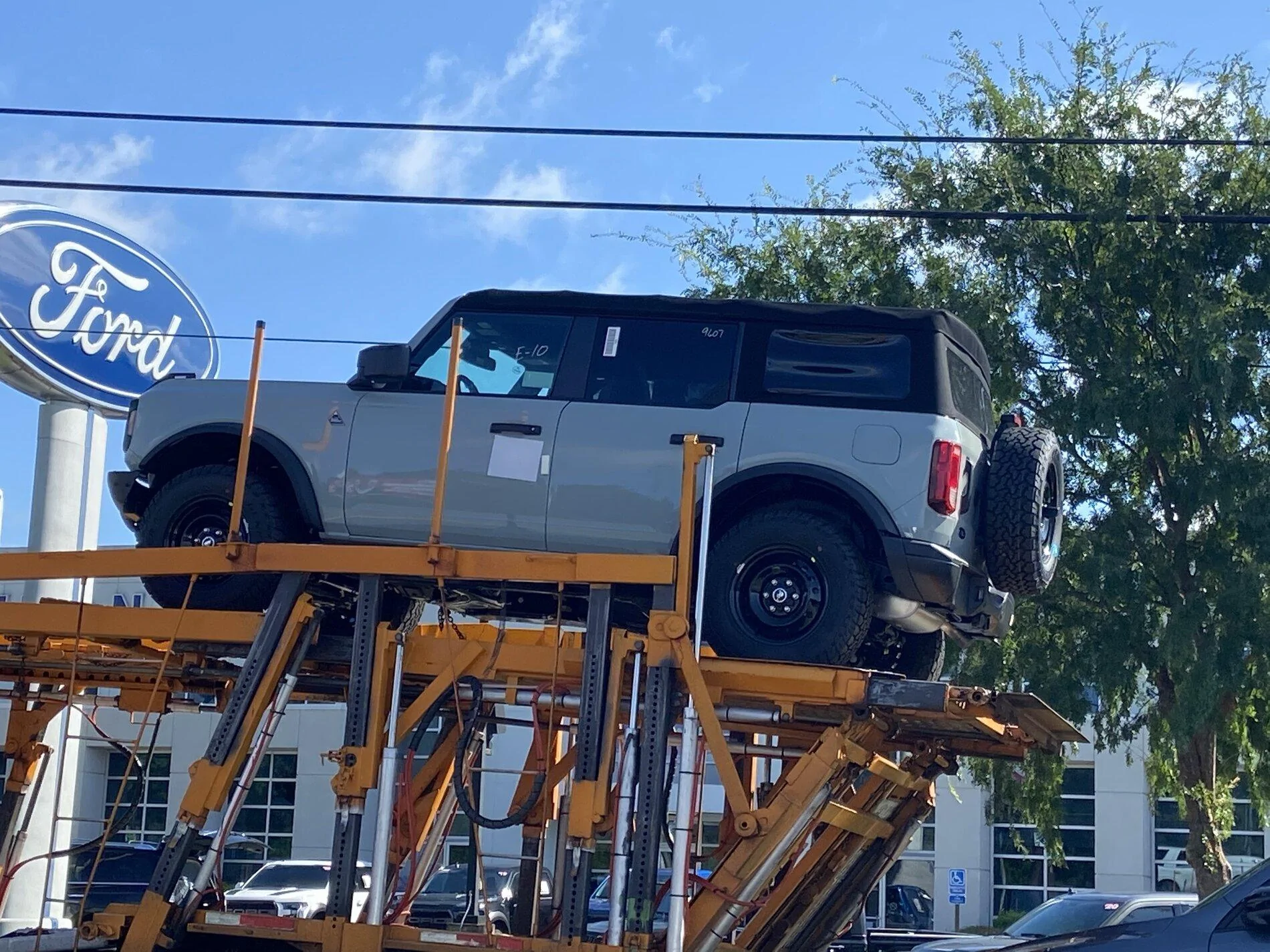 Ford Bronco Ultimate Black Diamond Non-Sasquatch pics thread 77F87581-4F18-40BB-BD31-A387E757492C