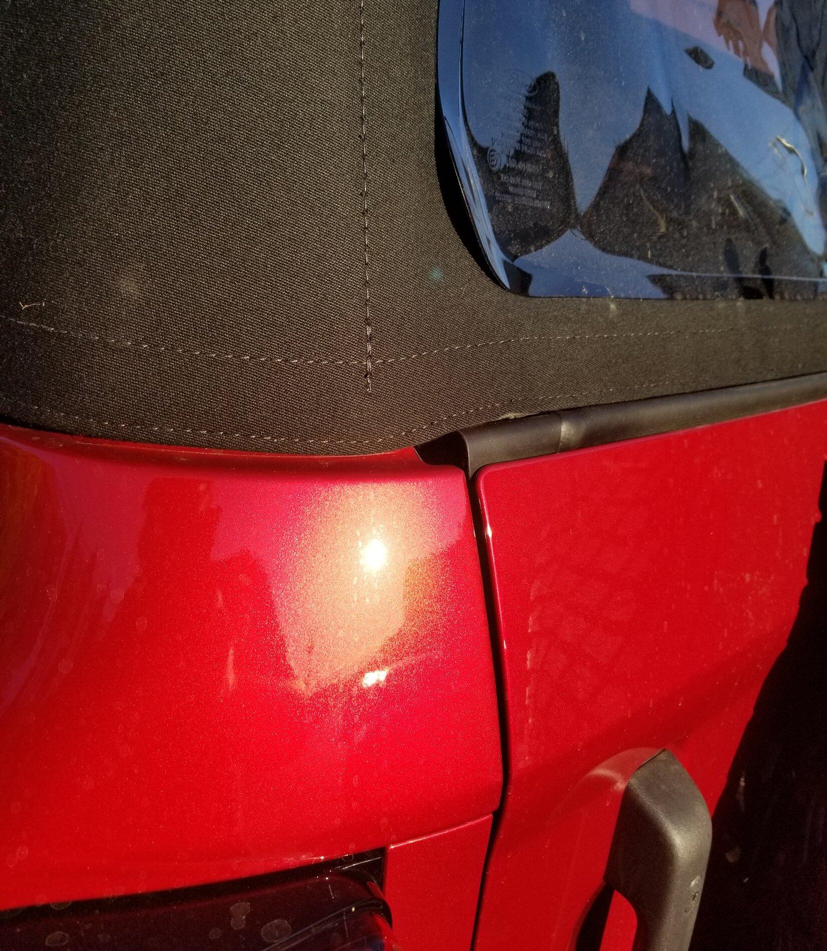 Ford Bronco Soft top rear window failing! 20210901_182556~2