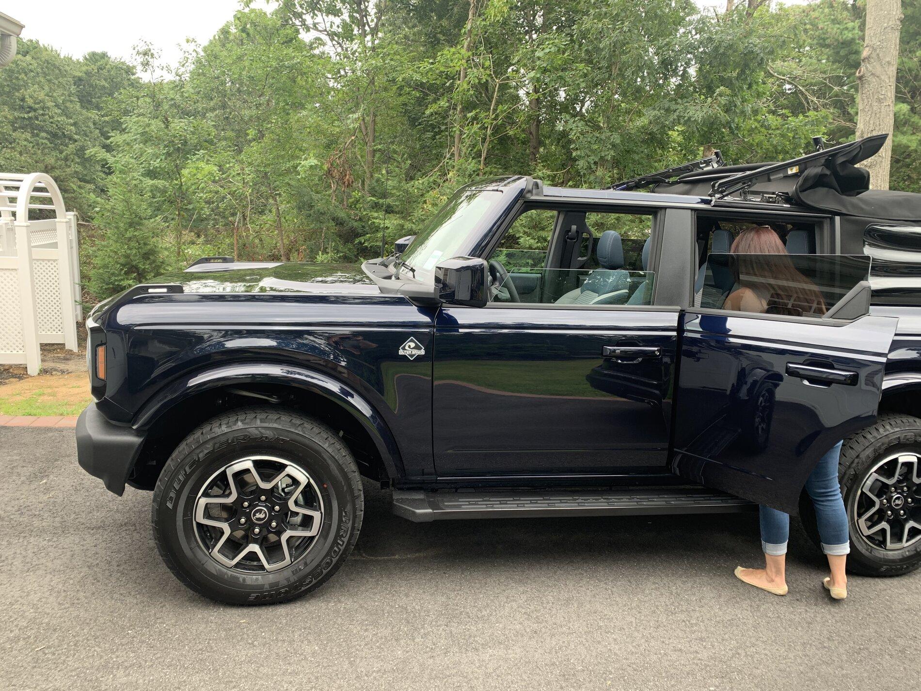 Ford Bronco Door guide pin is missing from the toolkit. How can I get replacement? A3EF5416-005F-42B3-8446-06506E5545B8