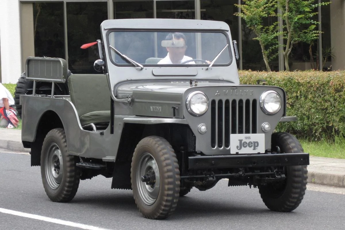 Ford Bronco Jeep origins... Ford? 1955-Mitsubishi-J