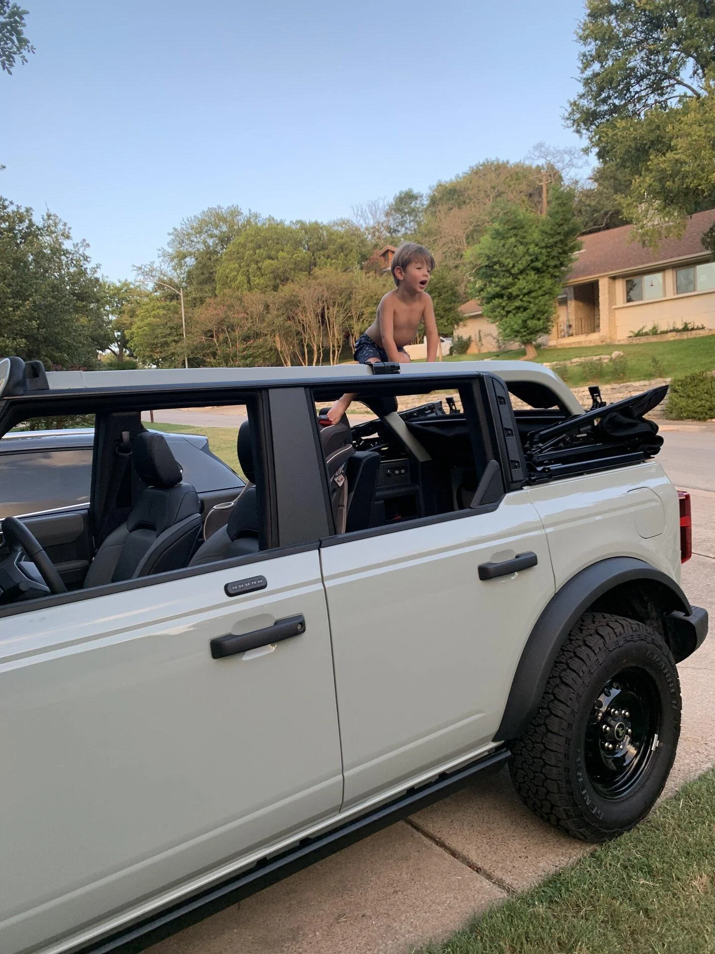 Ford Bronco Black Diamond Picked up, First Ride 9C48A55E-4D24-49B5-AA51-9FDD9F66A1AD