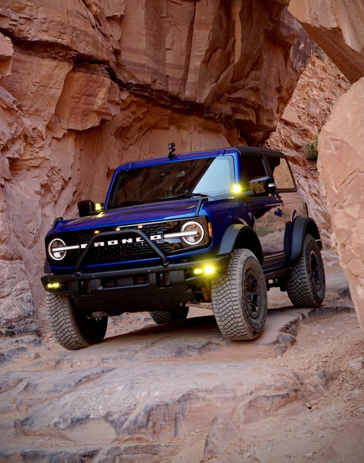 Ford Bronco First Edition 2-door build 16C41179-96A4-49D1-9E3C-F676CFDF9E28