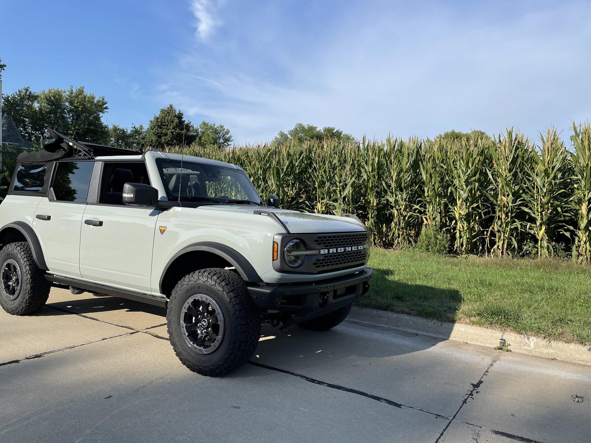Ford Bronco Bronco smile. 767C1D0A-7AD8-4605-A0FF-9A453970C483